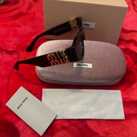 Miu Miu Black Sunglasses with Gold Logo – Chic Statement Vibes main image 6